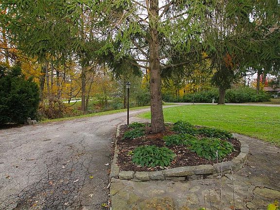 4th image of 3115 Beech Hill Dr