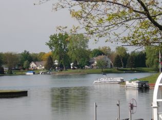 121 Kingsbury Dr, Brooklyn, MI 49230