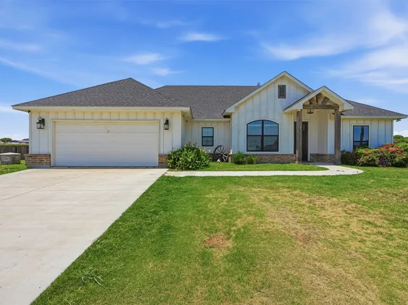109 Stonegate Ave, Weatherford, TX 76087