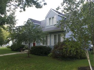 1001 Center St, Mahomet, IL 61853