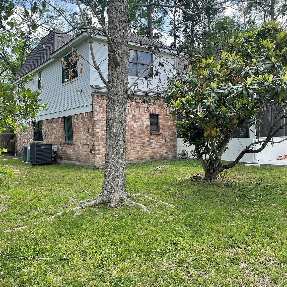 5 bed, 3.5 bath, 3522 sqft, $2,200 — Photo 3