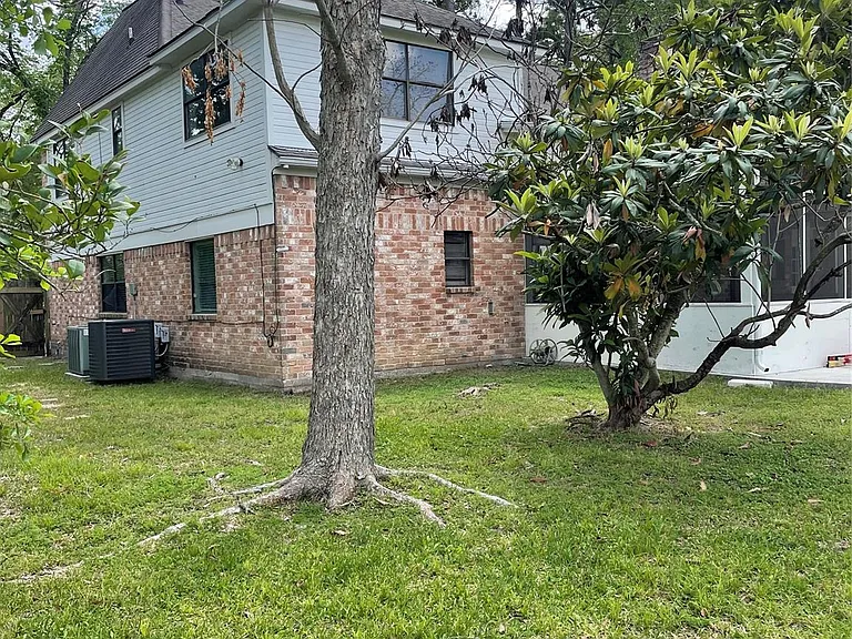 21122 Harvest Hill Ln — Photo 3
