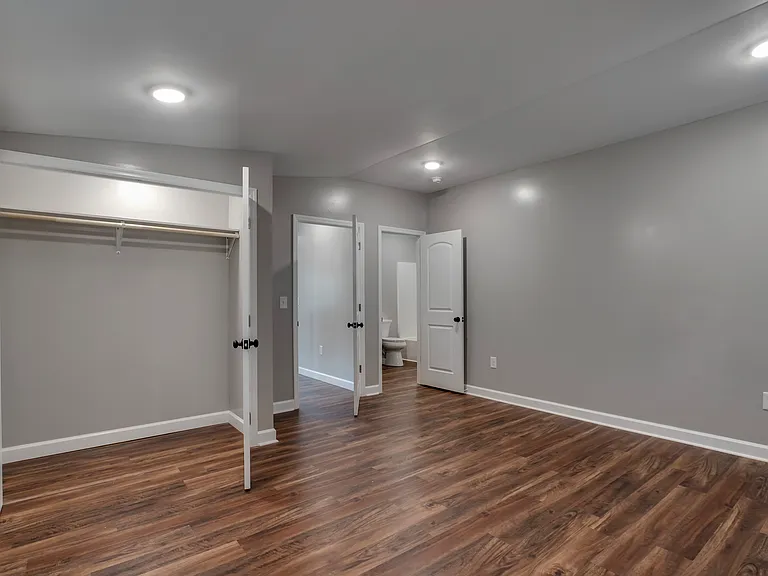 327 Ohio Ave #327 — Photo 12