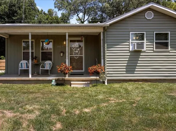 3029 Burnside Ave, Saint Joseph, MO 64505