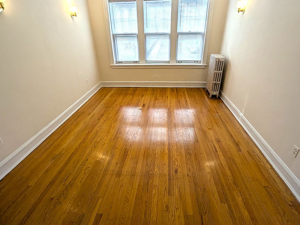 1st image of 2721 N Kostner Ave Unit 2