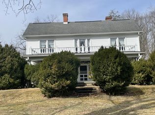 782 Maple Ave, Fayetteville, WV 25840