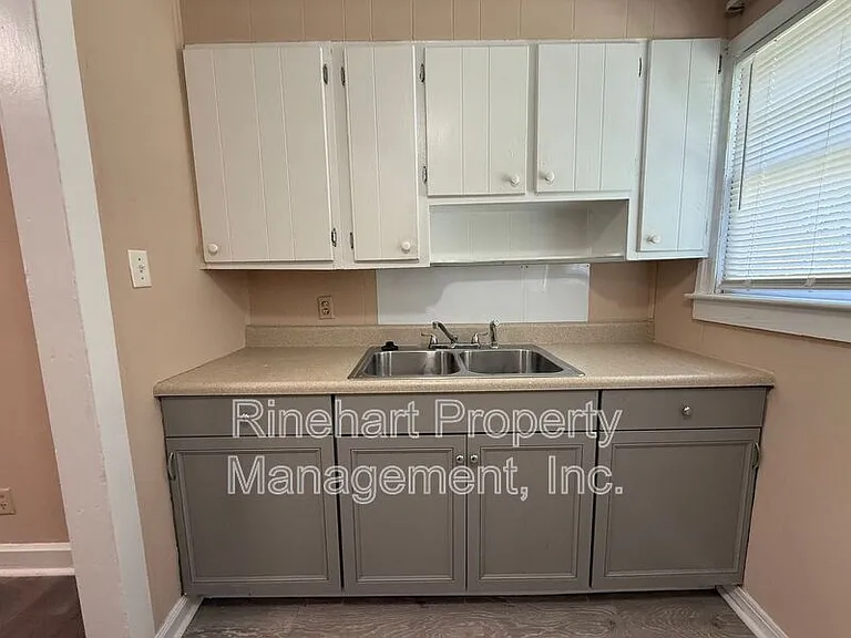1343 Steed St — Photo 6