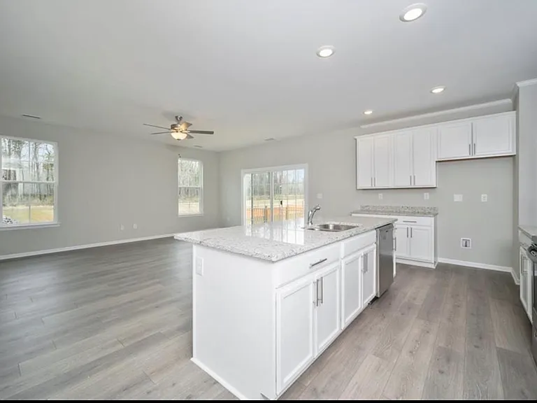 2239 Captiva Ln — Photo 4