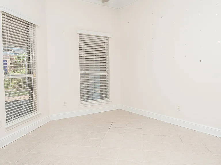 1777 Bridgeport Colony Ln — Photo 13
