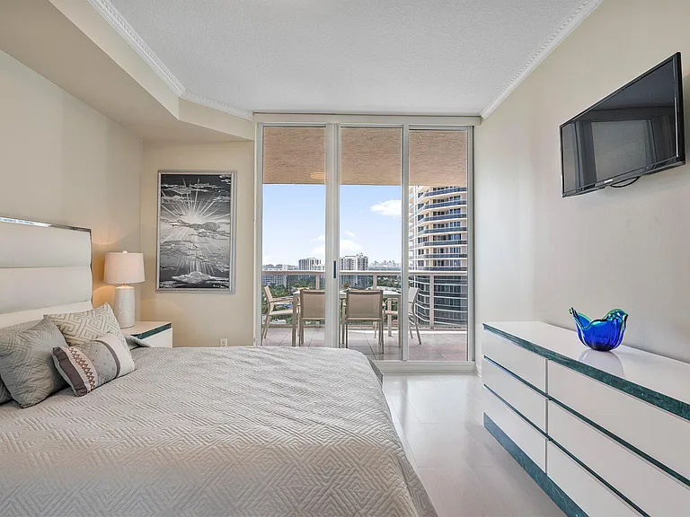 3200 N Ocean Dr #1406 — Photo 17