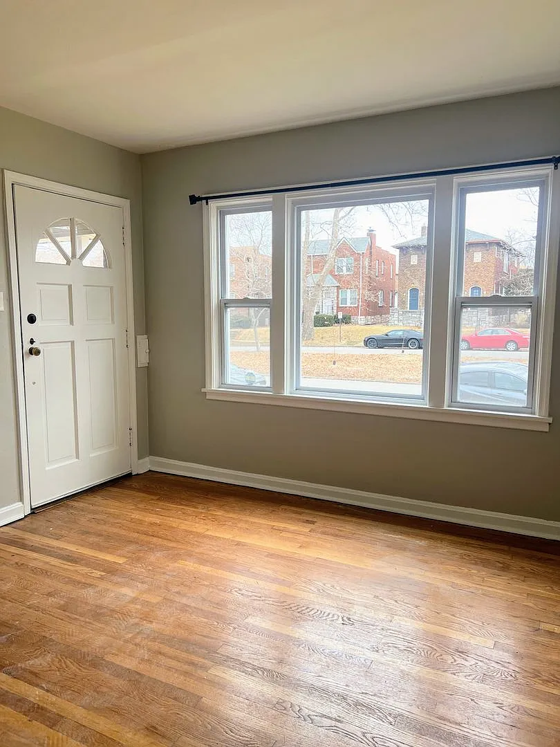4952-6 Oleatha Ave #4952 photo 1
