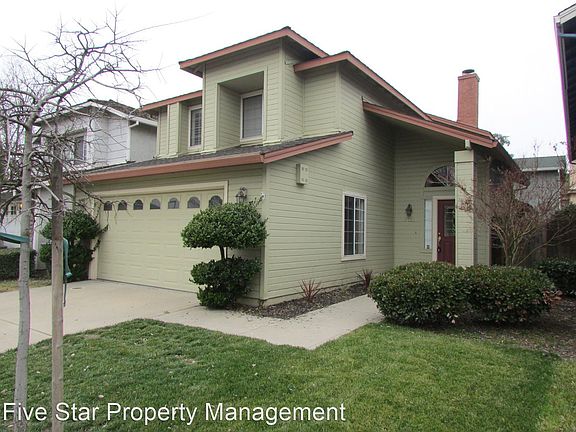 2nd image of 3721 Woodglen Dr