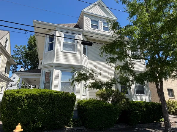 32 Medway St APT 5, Providence, RI 02906