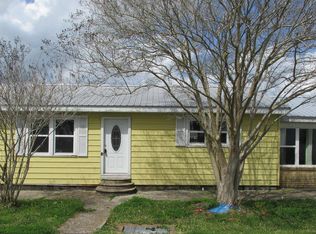 270 New Haven St, Raceland, LA 70394