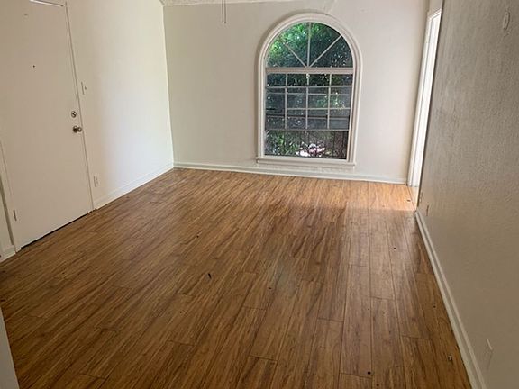 4th image of 461 W Colorado St APT 7