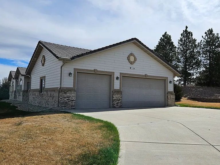 4144 Augusta Dr — Photo 4