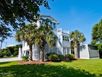 106 W Landing Drive, Emerald Isle, NC, 28594