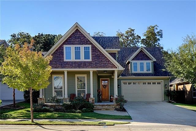 1st image of 526 Village Way