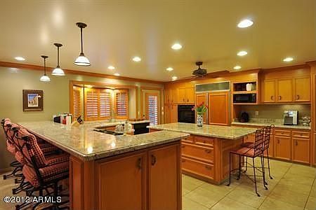 2nd image of 644 W Moon Valley Dr