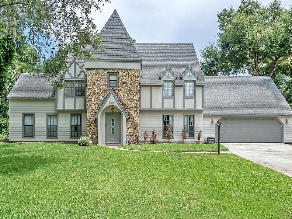 1st image of 7 Fernwood Trl