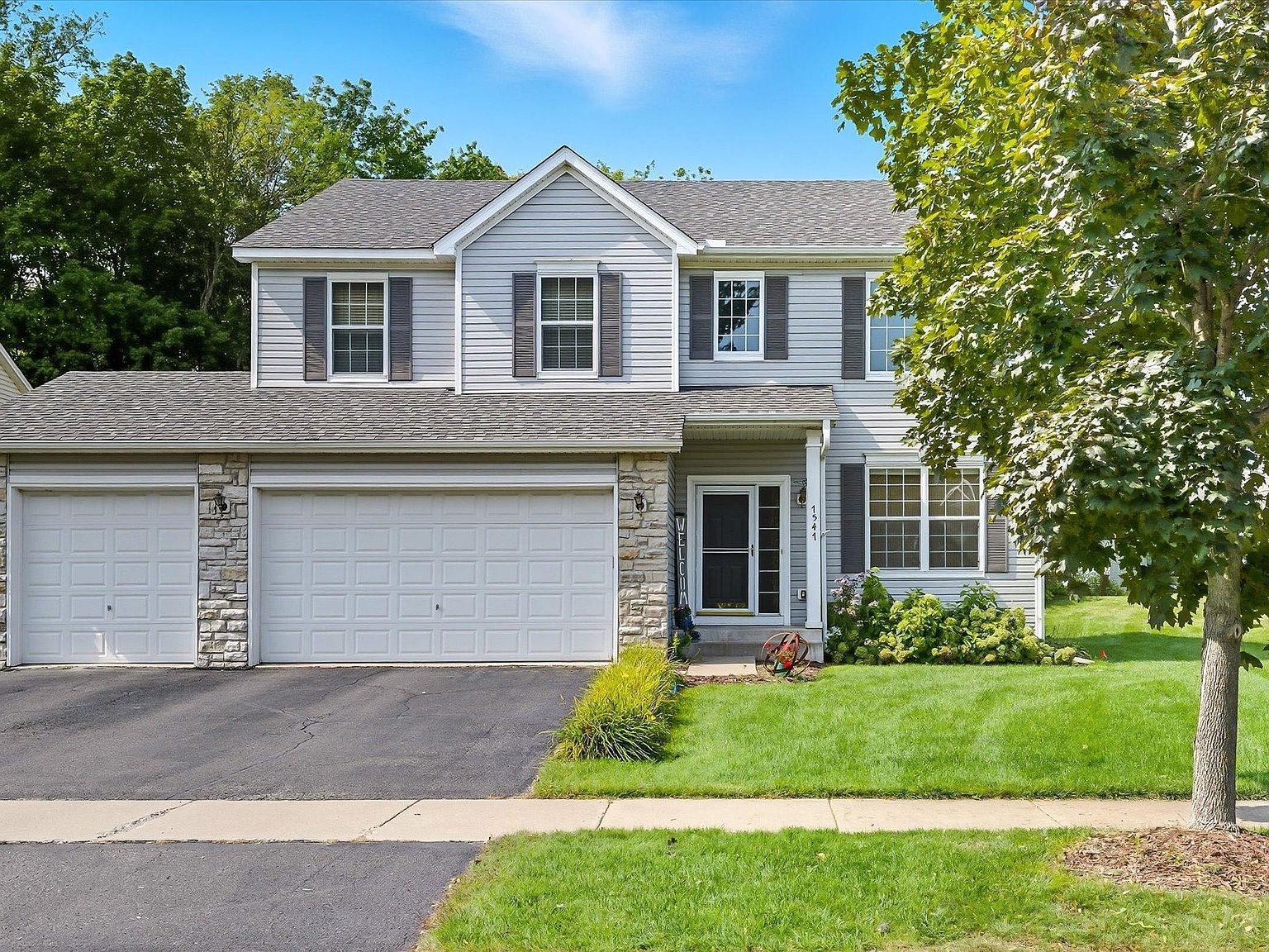 7547 Inland Ln N, Maple Grove, MN 55311 | Zillow