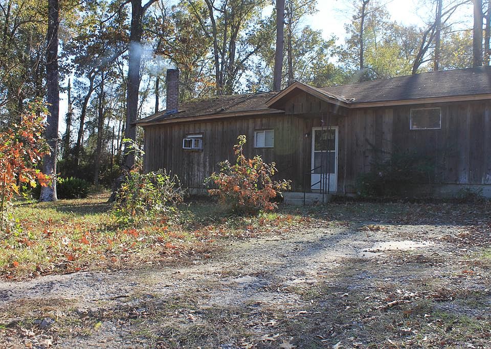 1st image of 407 Mulberry Ln