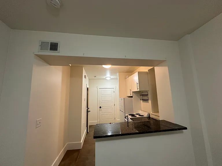 Woodruff Apartments — Photo 14
