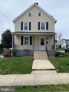 112 N Diamond St, Clifton Heights, PA, 19018