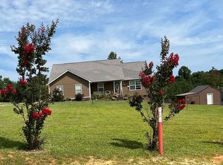 131 Fredonia Farm Rd, Dunlap, TN 37327