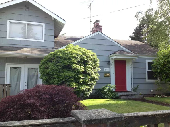 2117 NE 82nd St, Seattle, WA 98115