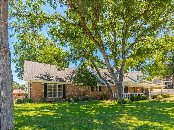 4th image of 9904 Forest View Dr