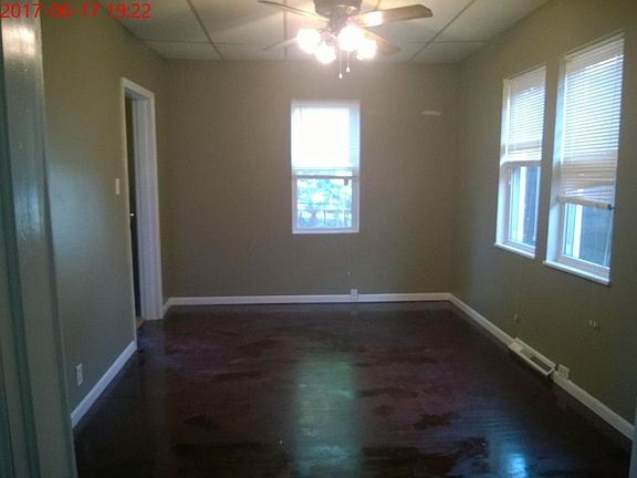 2nd image of 5250 Warren Ave