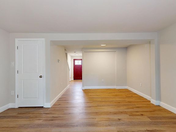 5th image of 126 Marin Dr #126