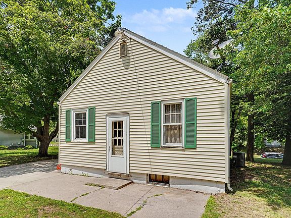 4th image of 234 Laurel Dr