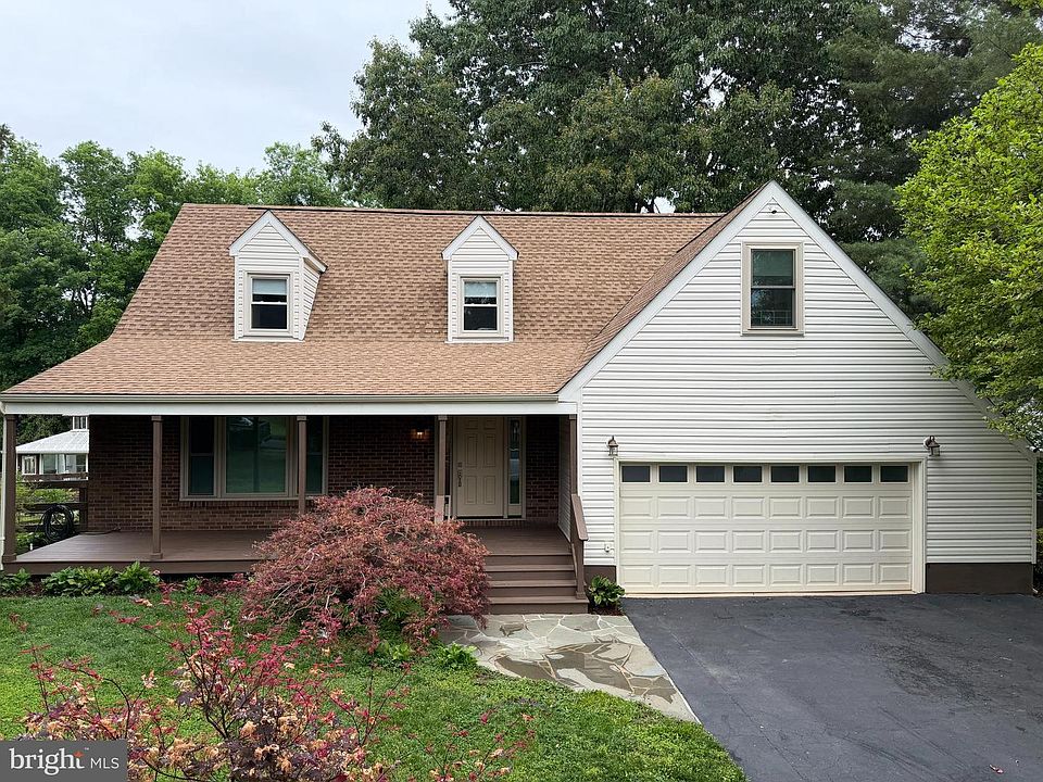 1st image of 7033 Westmoreland Dr