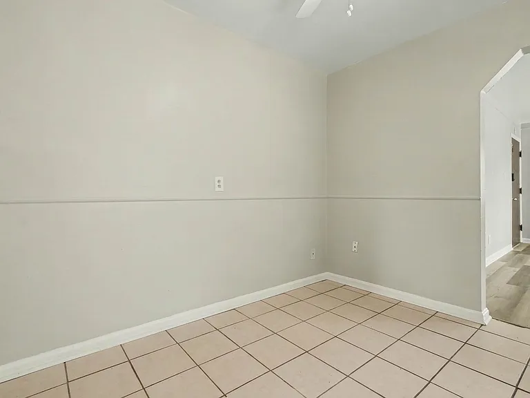 629 Maple Dr — Photo 29