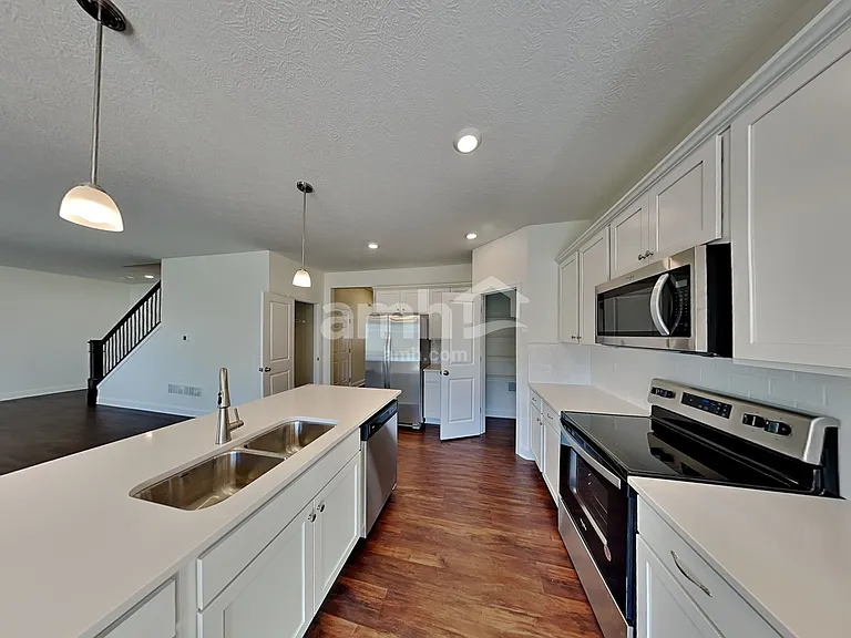 8053 Minnow Trl NW — Photo 3