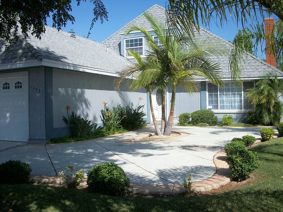 1st image of 1283 Calle Candelero