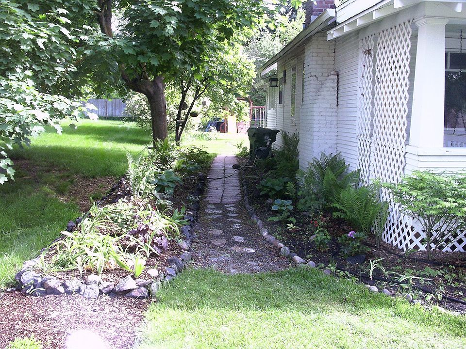 2nd image of 624 E 18th Ave