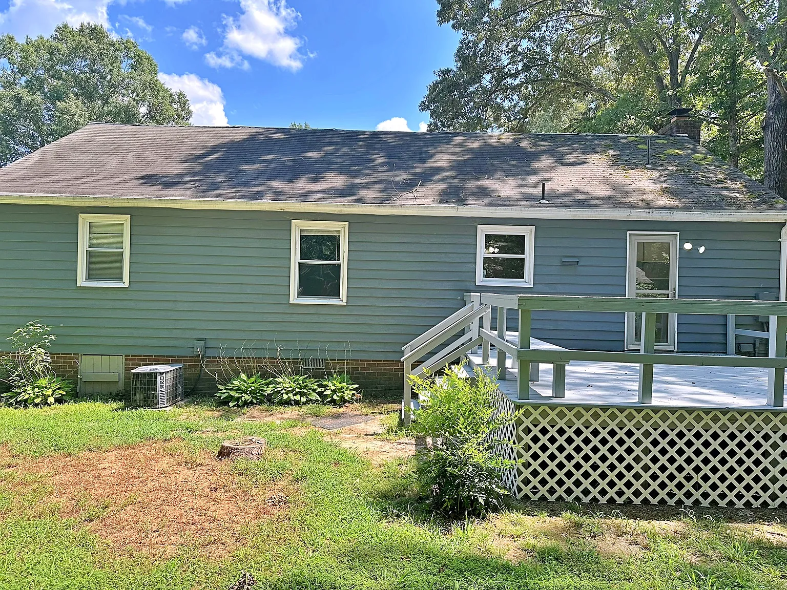 4 bed, 2.5 bath, 1248 sqft, $2,100 — Photo 4