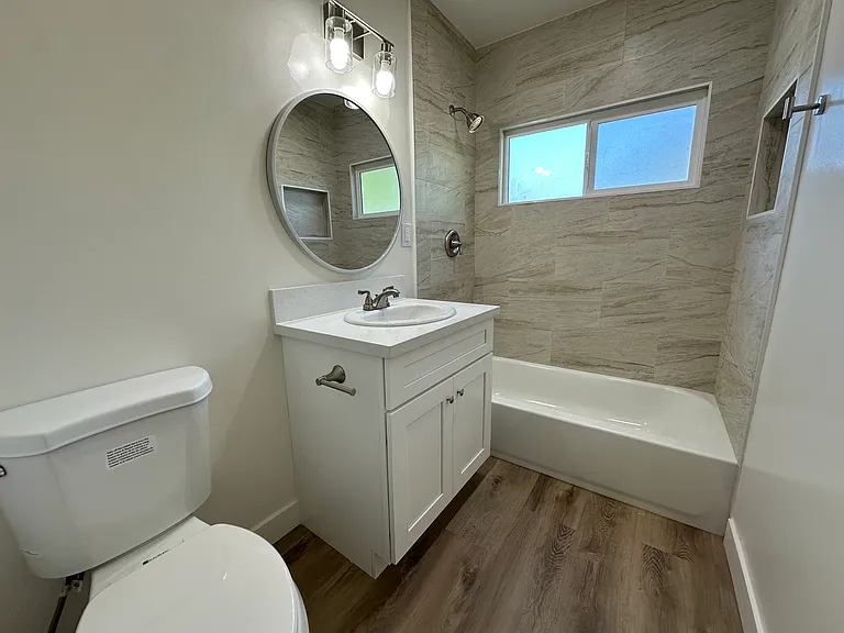 14330 Bon View Ave — Photo 22