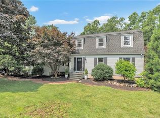 1180 Main St, Hamden, CT 06514