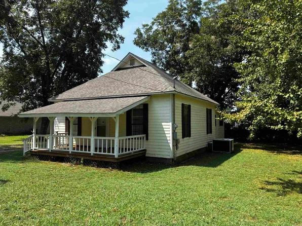 302 Spring St, Beebe, AR 72012