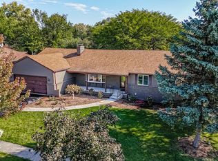 85 Larch Rd, Frankfort, IL 60423