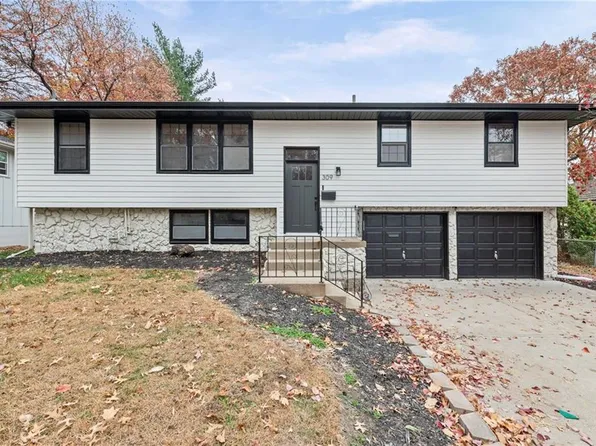 309 NE Corder St, Lees Summit, MO 64063