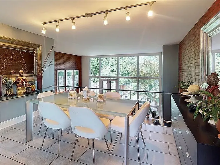 5311 Pembroke Pl — Photo 19