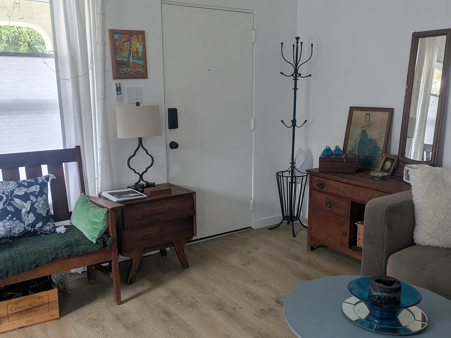 2 bed, 750 sqft, $4,800 — Photo 2
