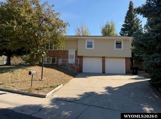 135 Sherwood Cir, Casper, WY 82609