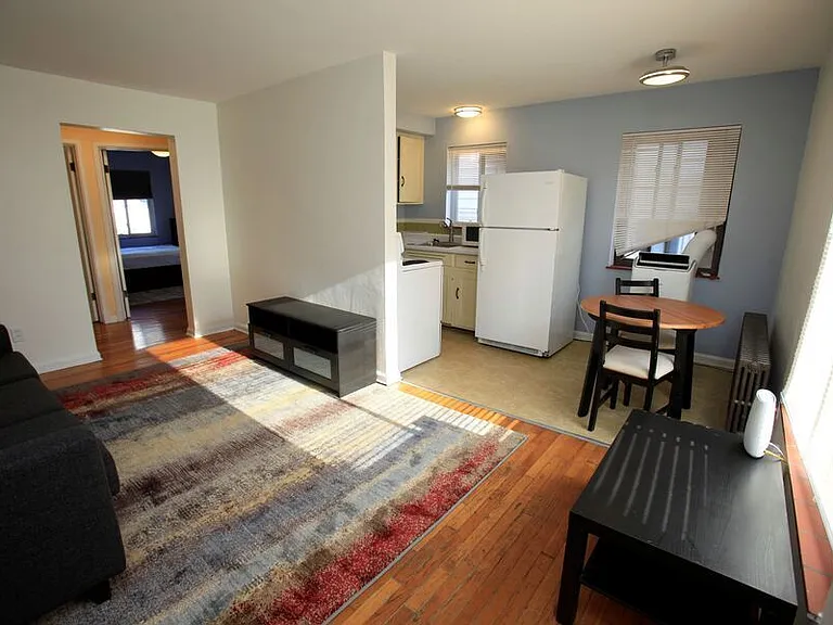 413 Washtenaw Ave #8 — Photo 2