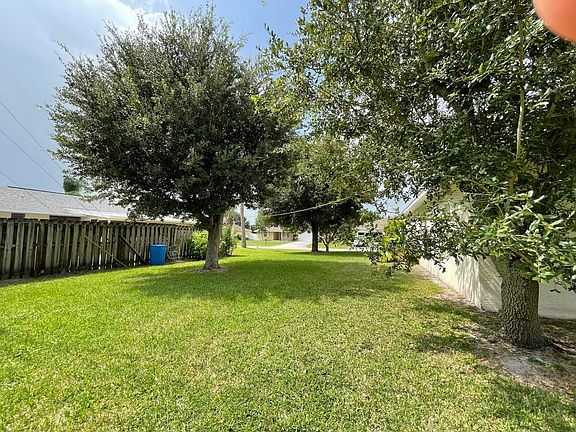 2nd image of 598 SW Twig Avenue